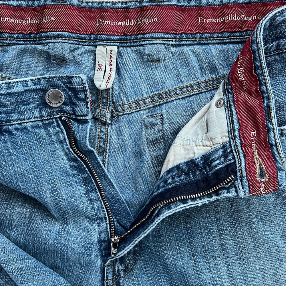 👖34x30 Relaxed Fit Blue Jeans with Faded Details by Ermenegildo Zegna - Picture 11 of 17